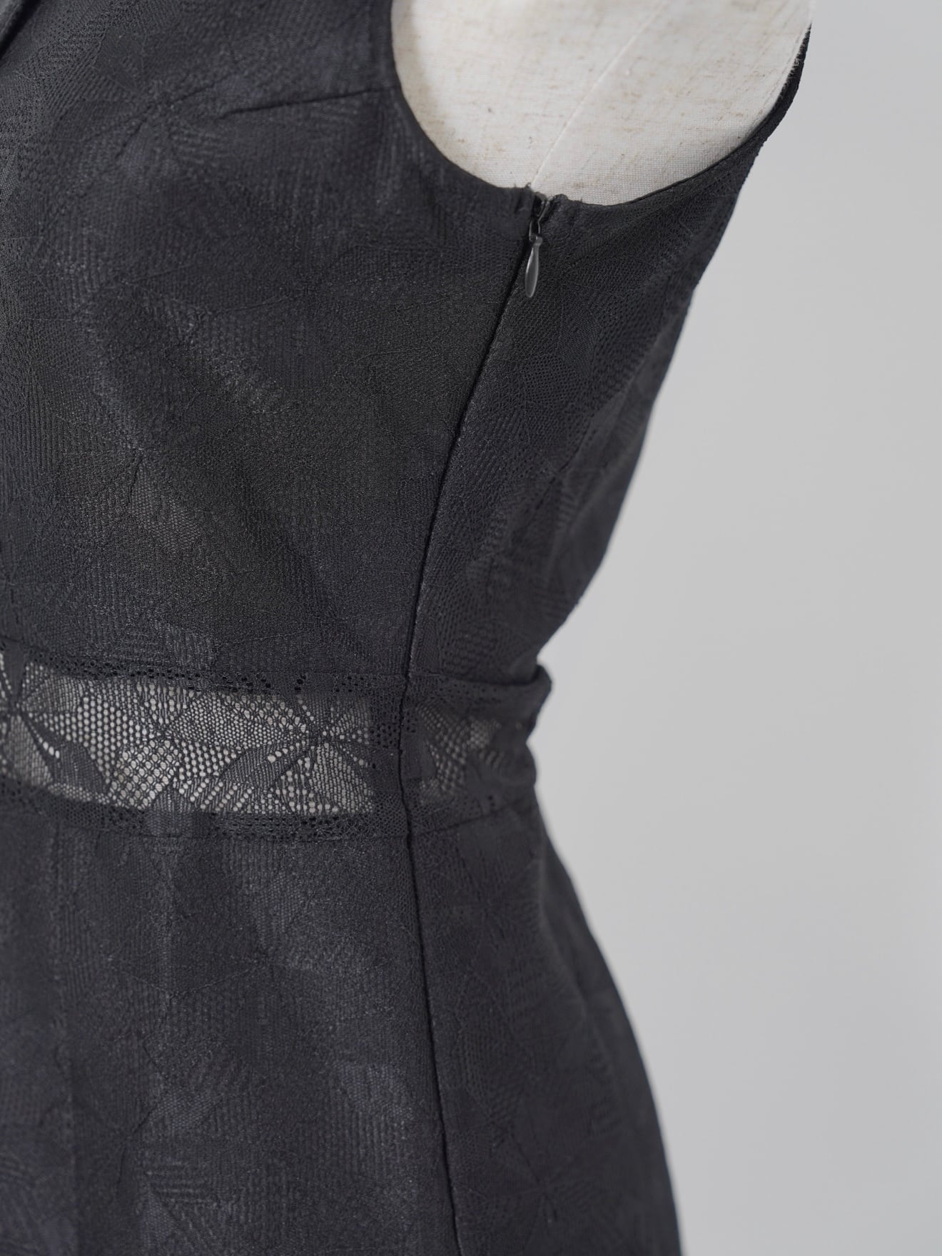 Lace hoodie flare dress