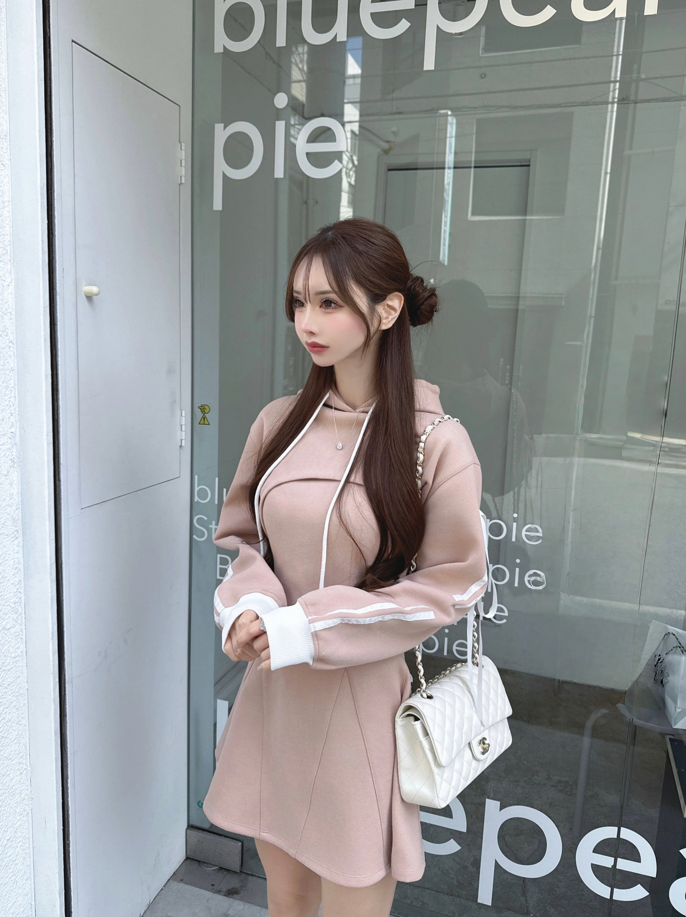 Ribbon sleeve layered hoodie dress